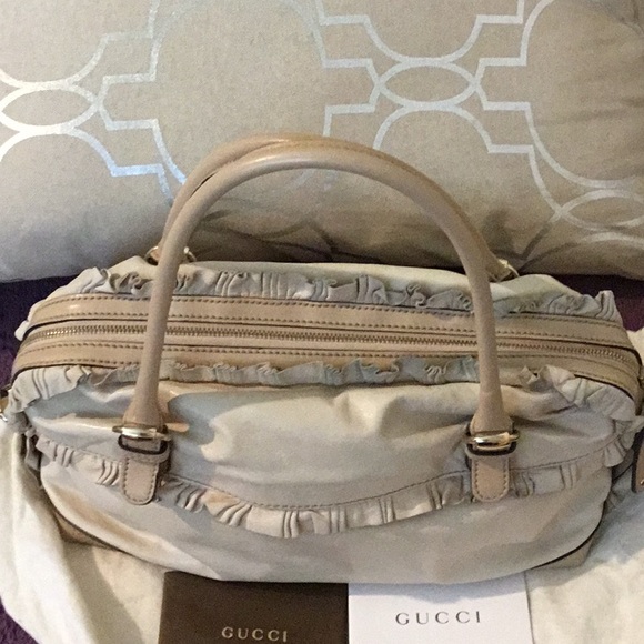 Authentic Gucci Lamb Skin Nude Leather Ruffel Sabrina Satchel-189848002058 - Picture 13 of 16